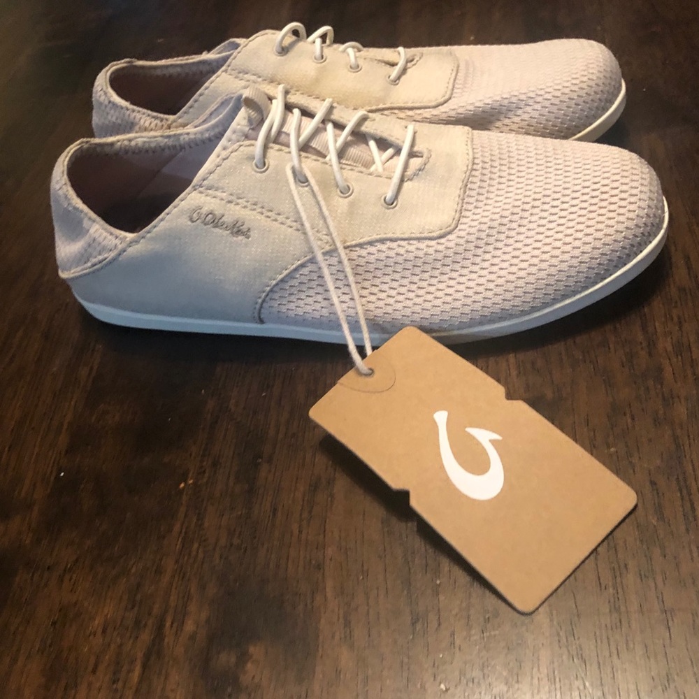 Women Olukai Shoes